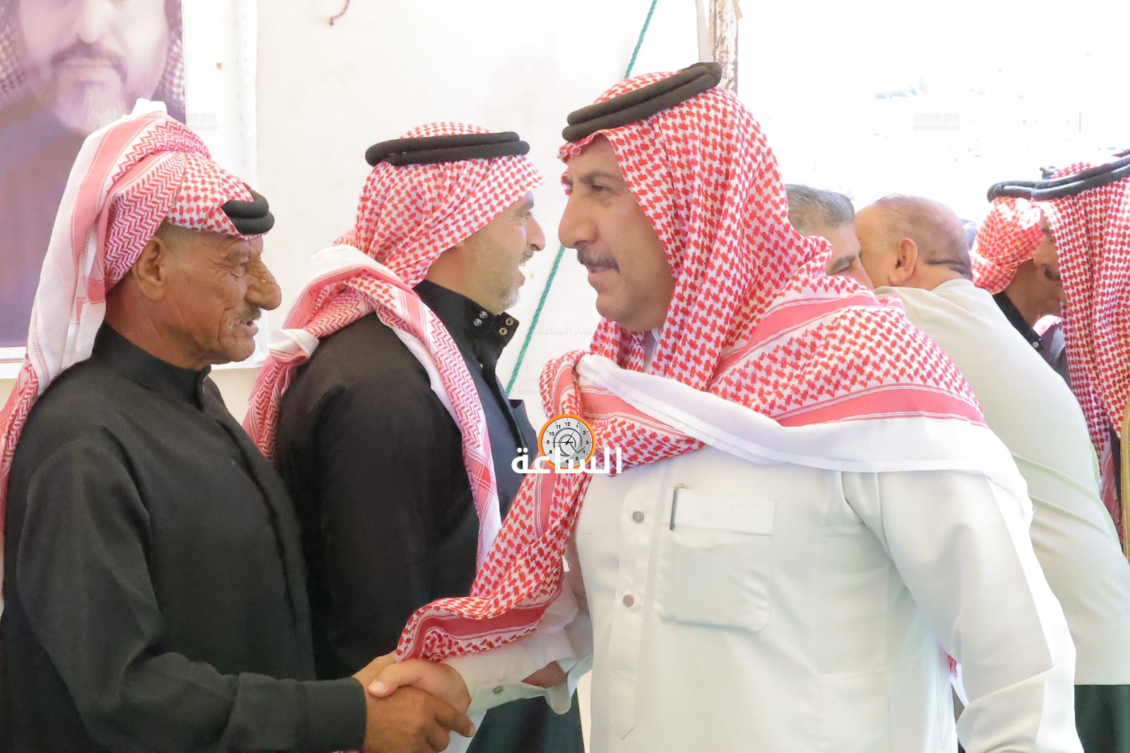Madar Al-Saa Images 0.2648982309467065
