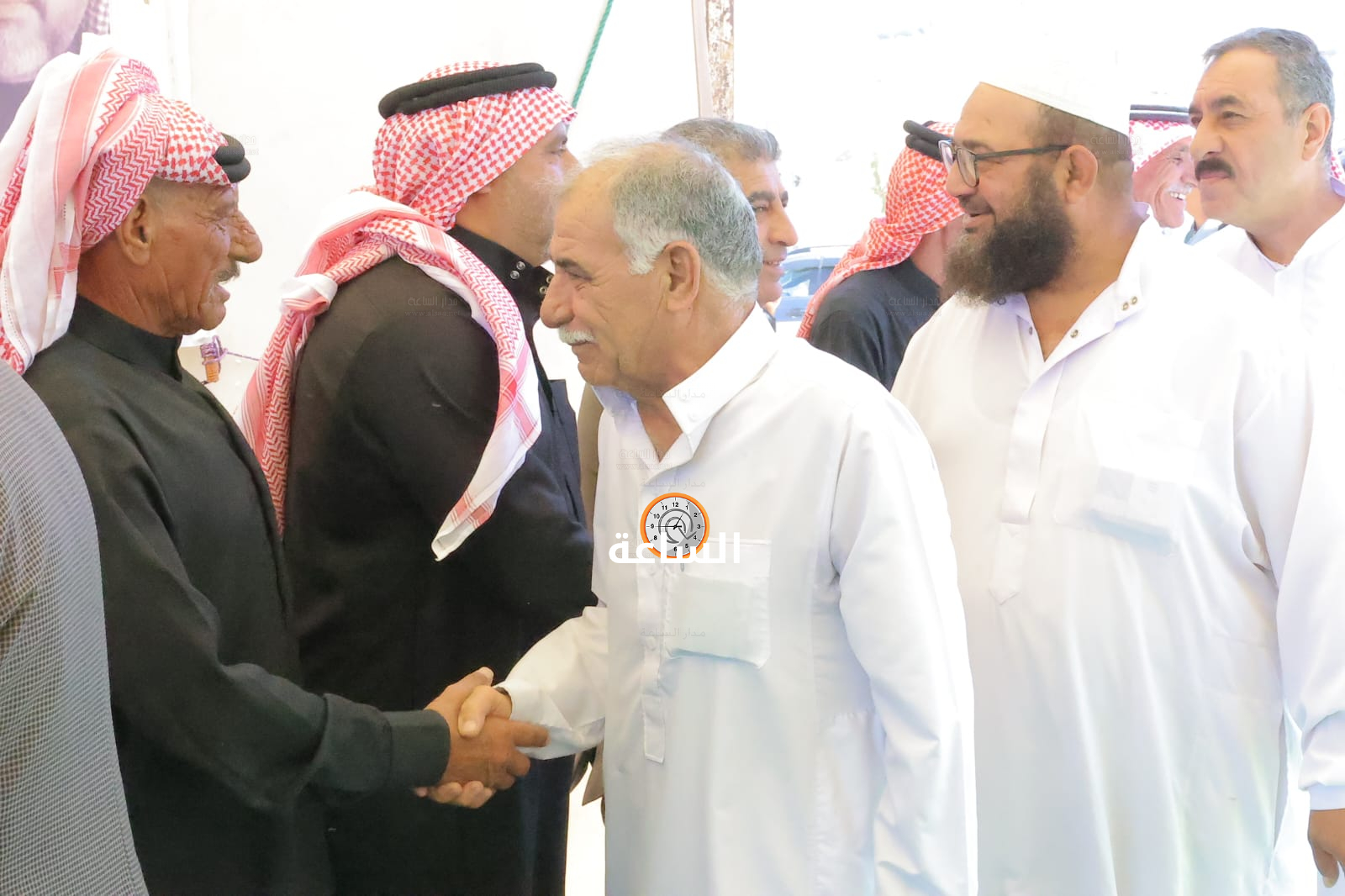 Madar Al-Saa Images 0.5682124887756985