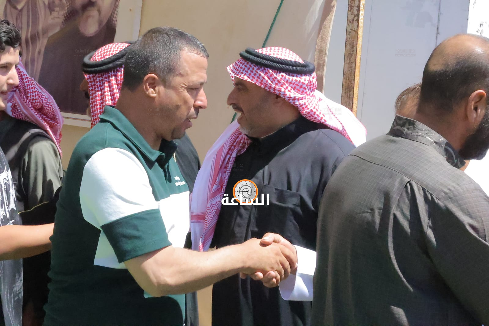 Madar Al-Saa Images 0.47881229799966607