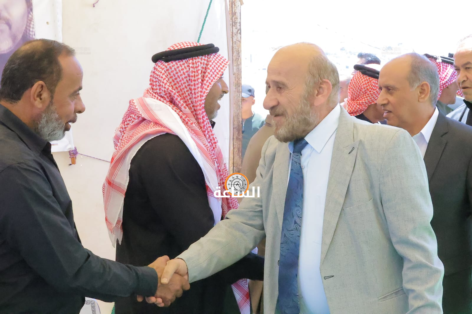 Madar Al-Saa Images 0.4579356819728947