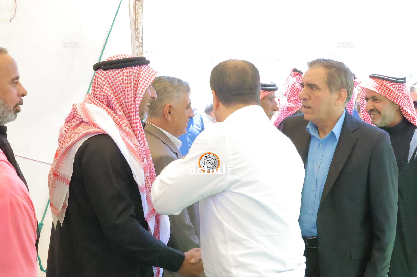Madar Al-Saa Images 0.4963272160291622