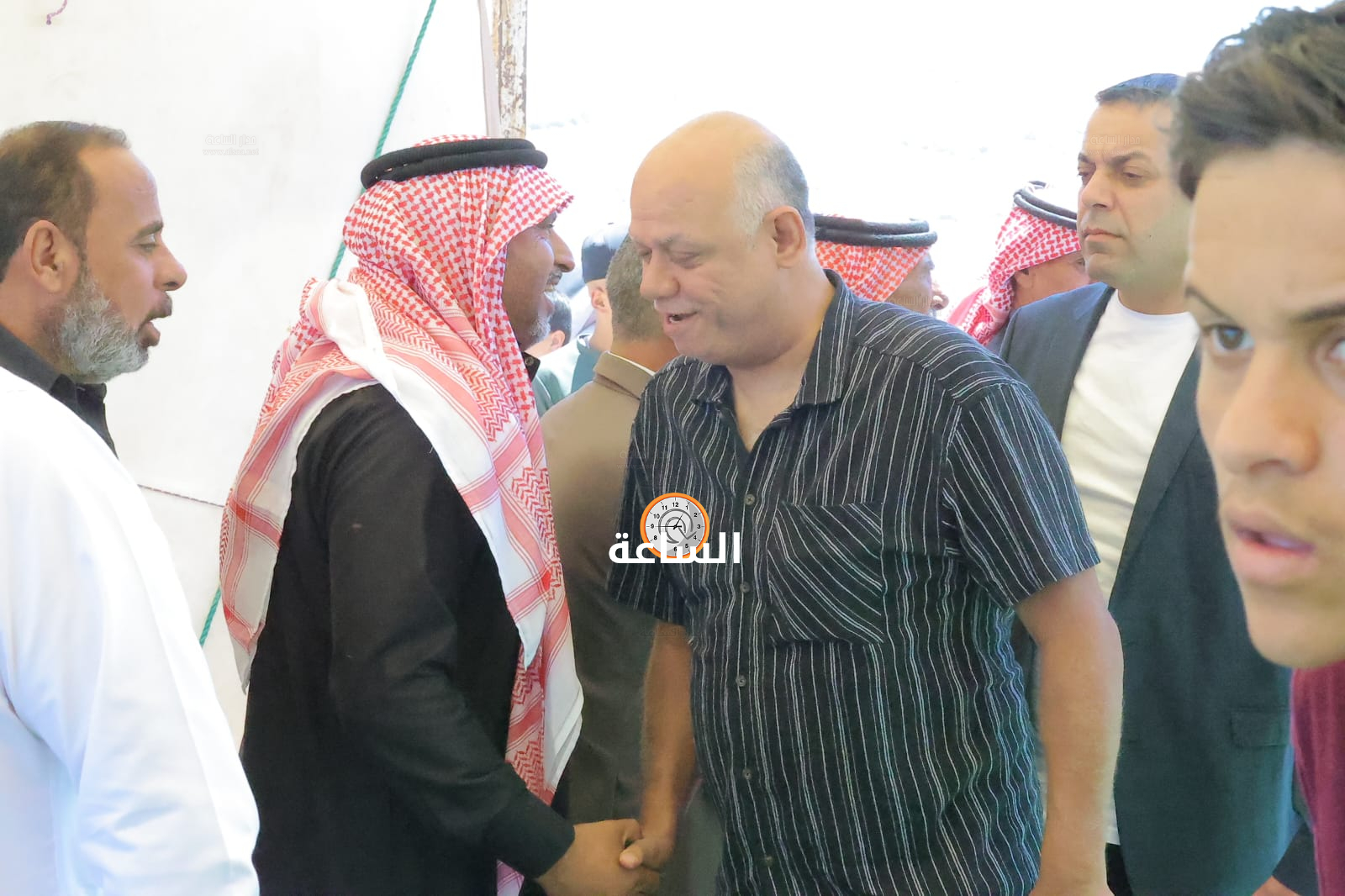 Madar Al-Saa Images 0.9364989616424187