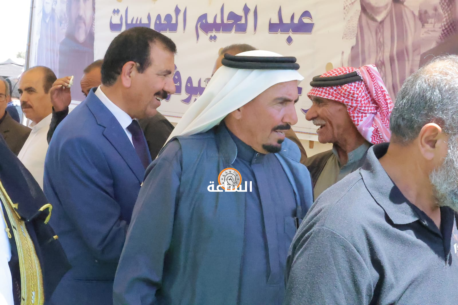 Madar Al-Saa Images 0.15973984579539757