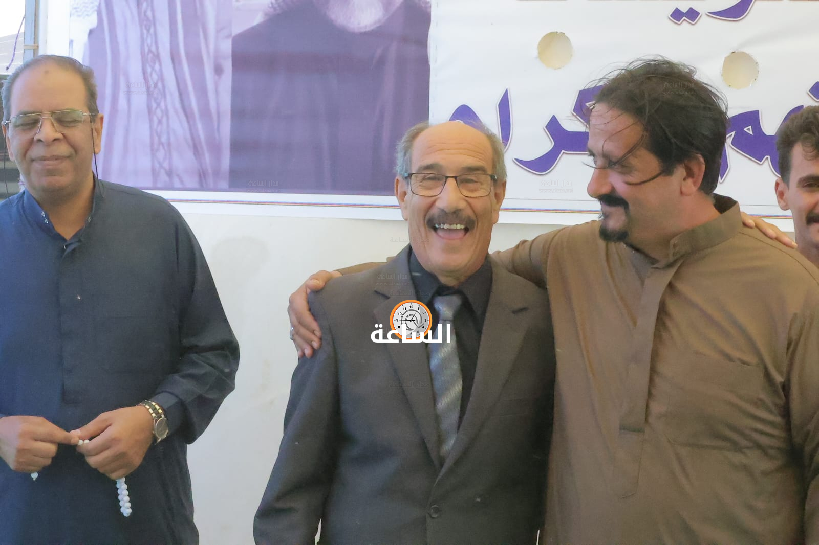 Madar Al-Saa Images 0.5419531458025122