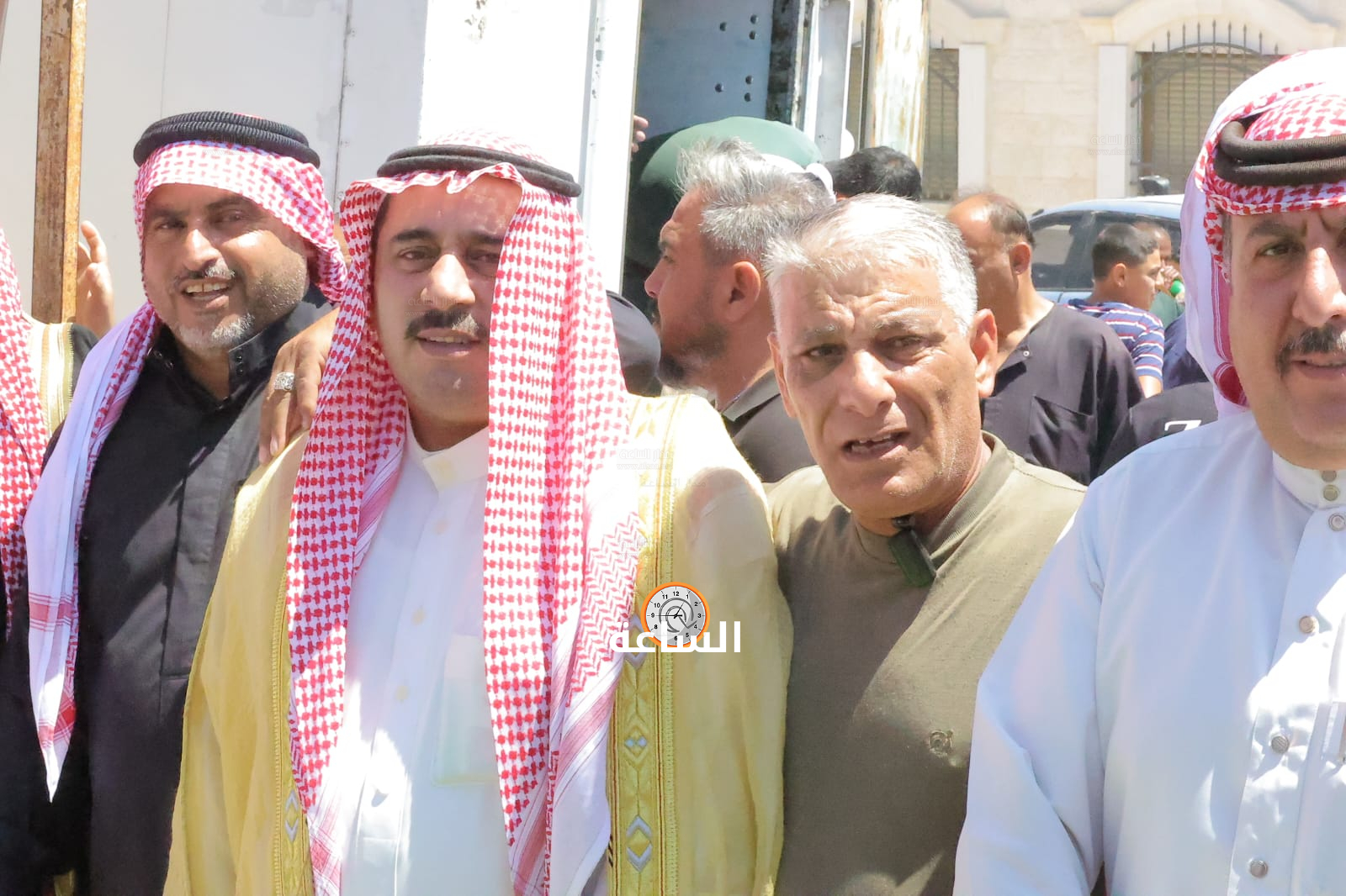 Madar Al-Saa Images 0.16689821125157467
