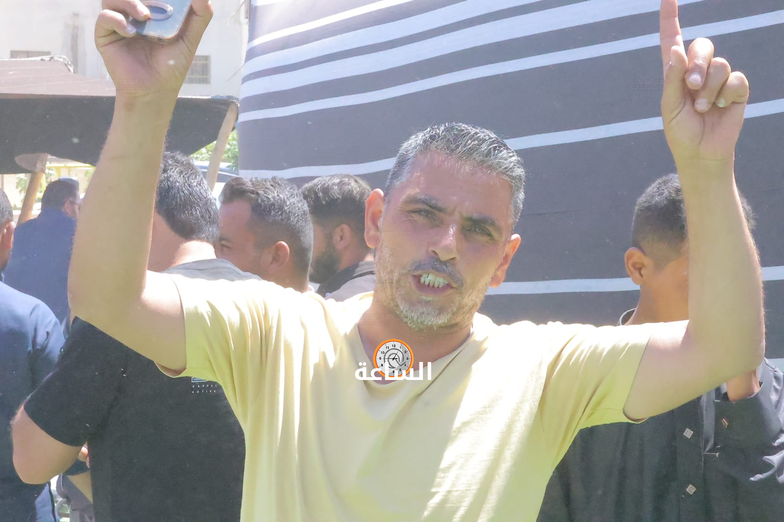 Madar Al-Saa Images 0.5777487583738562