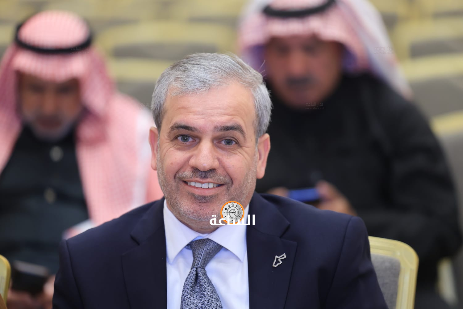 Madar Al-Saa Images 0.3938865488860235