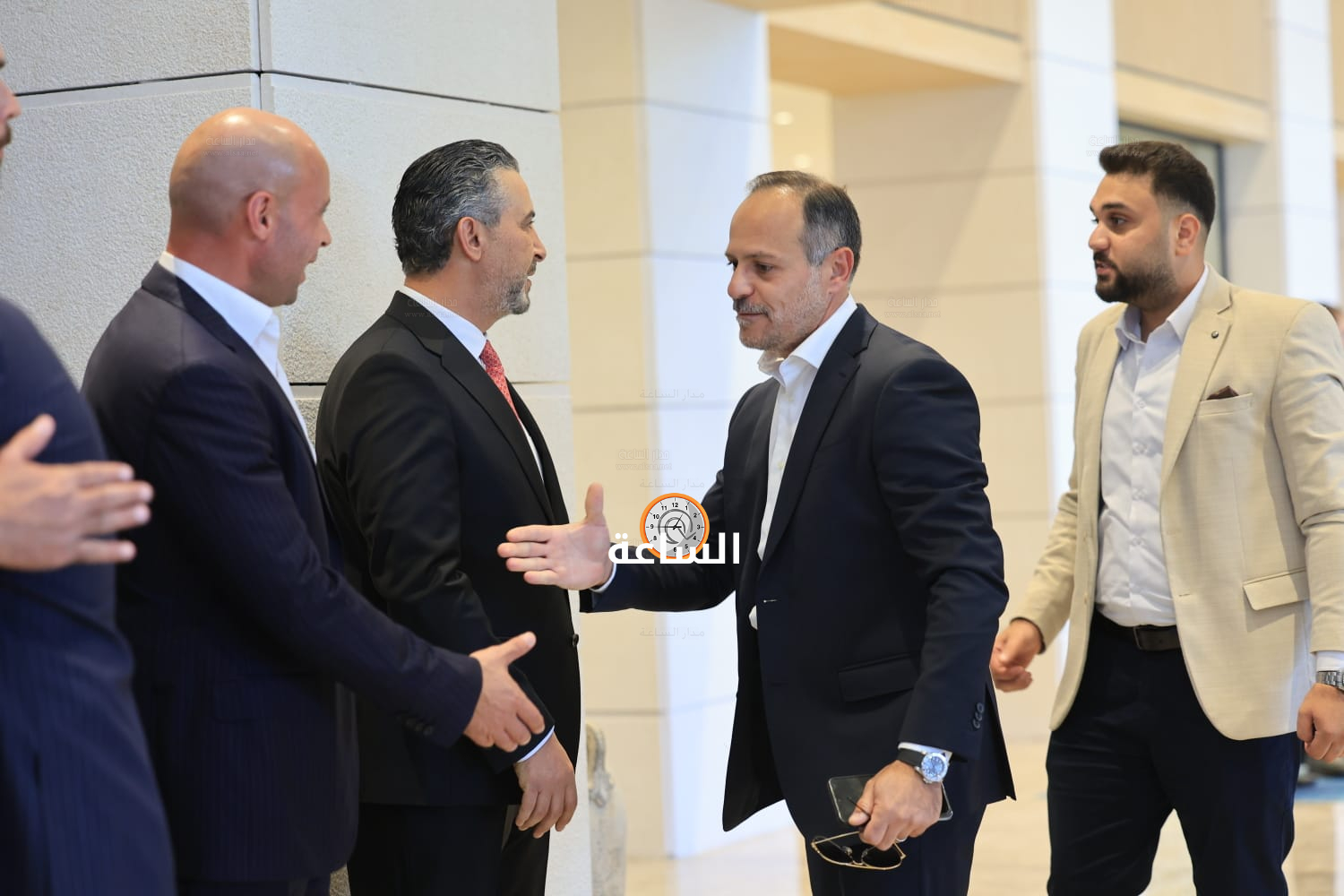 Madar Al-Saa Images 0.8546205833851854