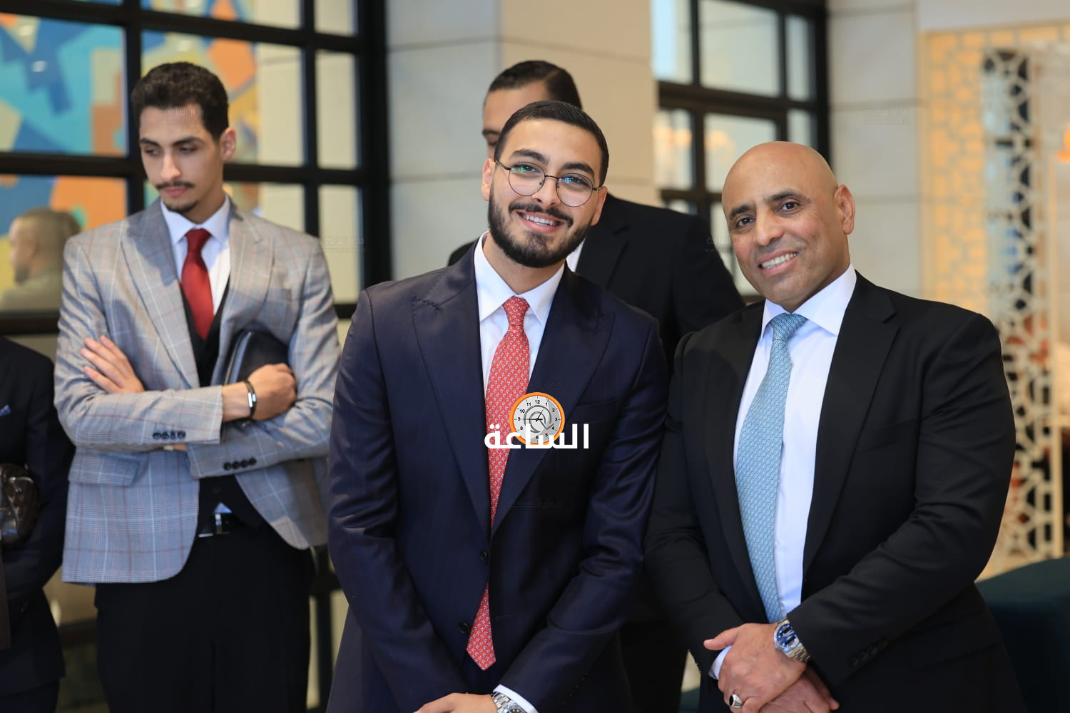 Madar Al-Saa Images 0.5603983640375304