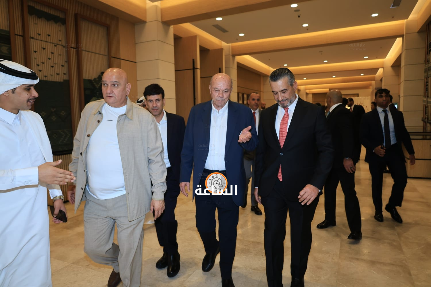 Madar Al-Saa Images 0.5302424528779378