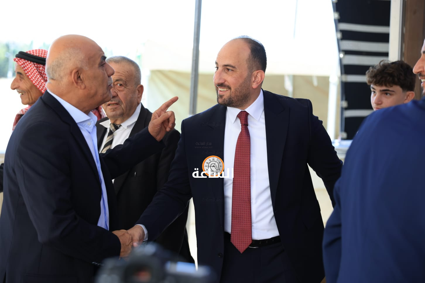 Madar Al-Saa Images 0.52617121347892