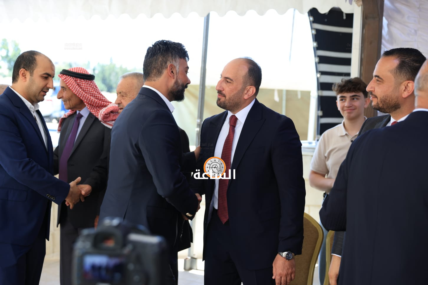 Madar Al-Saa Images 0.558095176257342