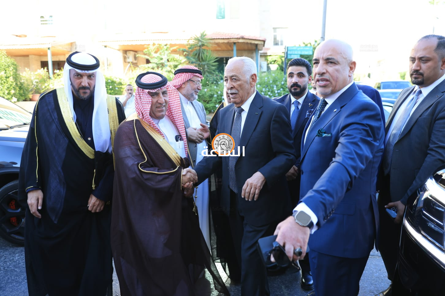 Madar Al-Saa Images 0.8911531064490269