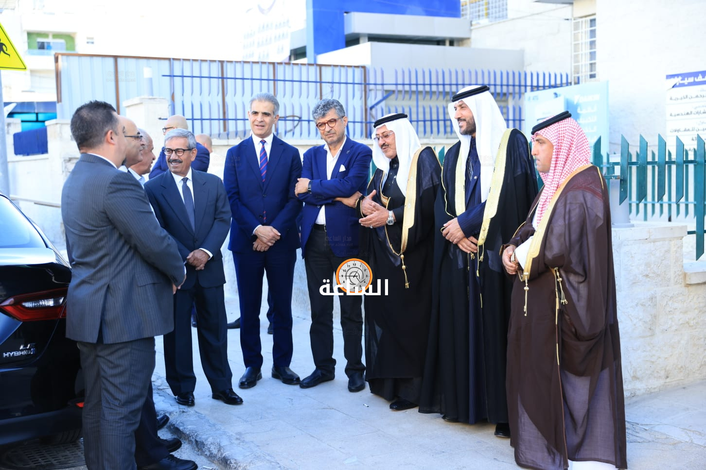 Madar Al-Saa Images 0.8727696336566875