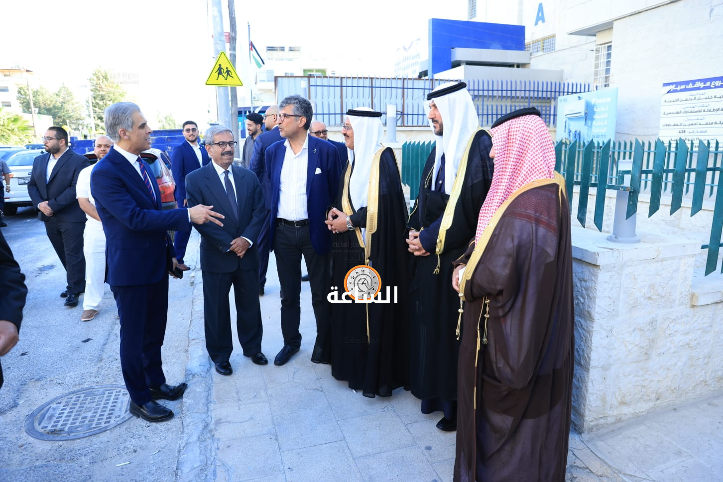 Madar Al-Saa Images 0.2838617315874924