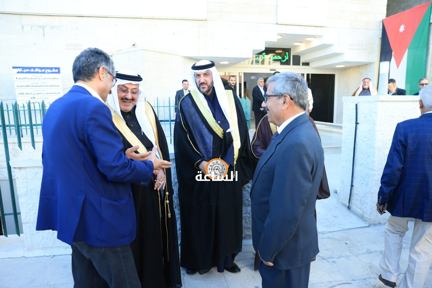 Madar Al-Saa Images 0.2036285059694879