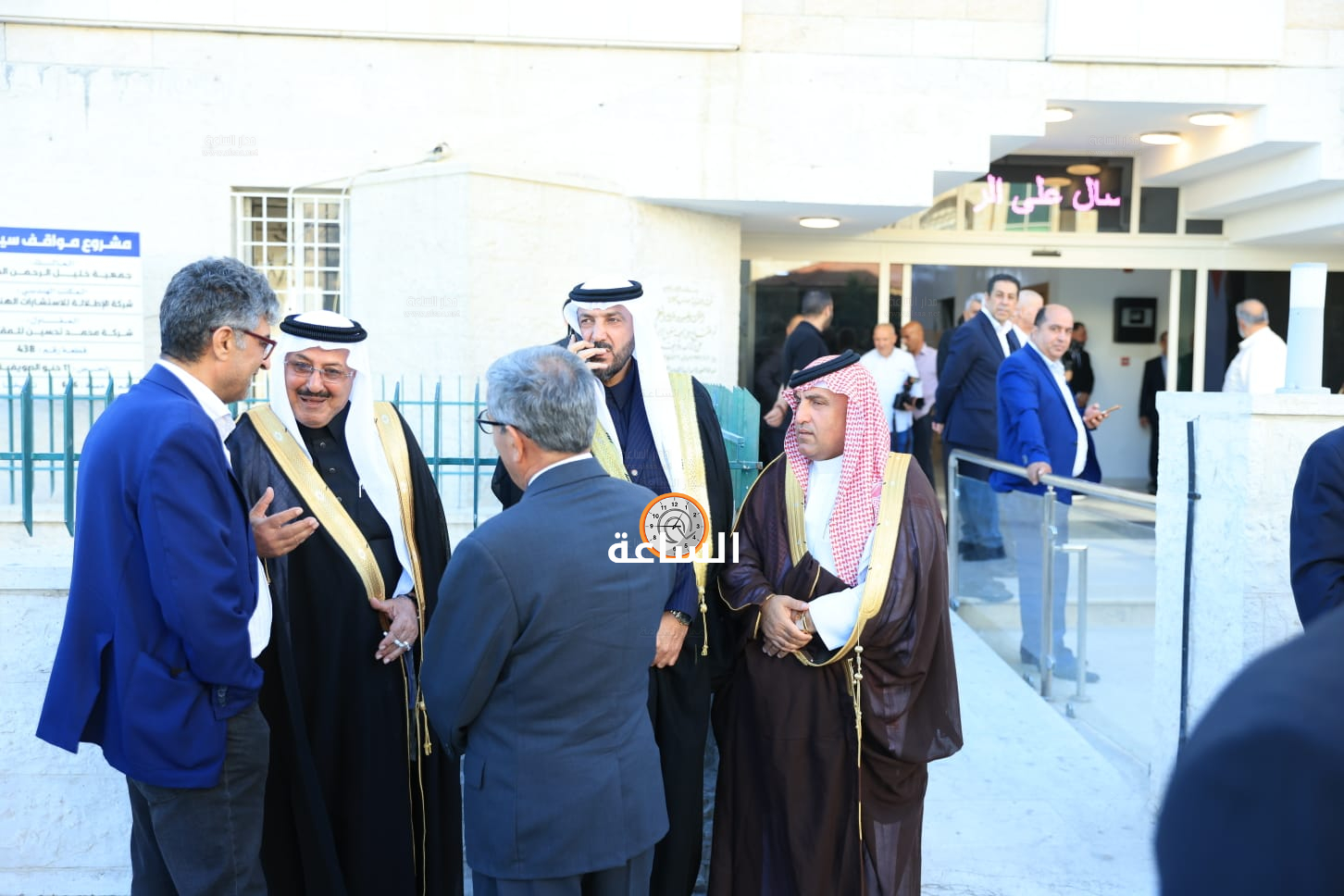 Madar Al-Saa Images 0.6100680613866092