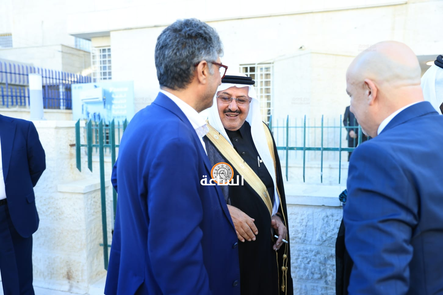 Madar Al-Saa Images 0.42937634183248763
