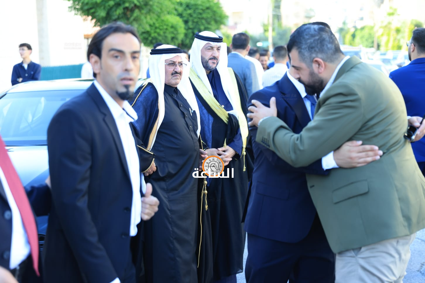 Madar Al-Saa Images 0.4432934340823469