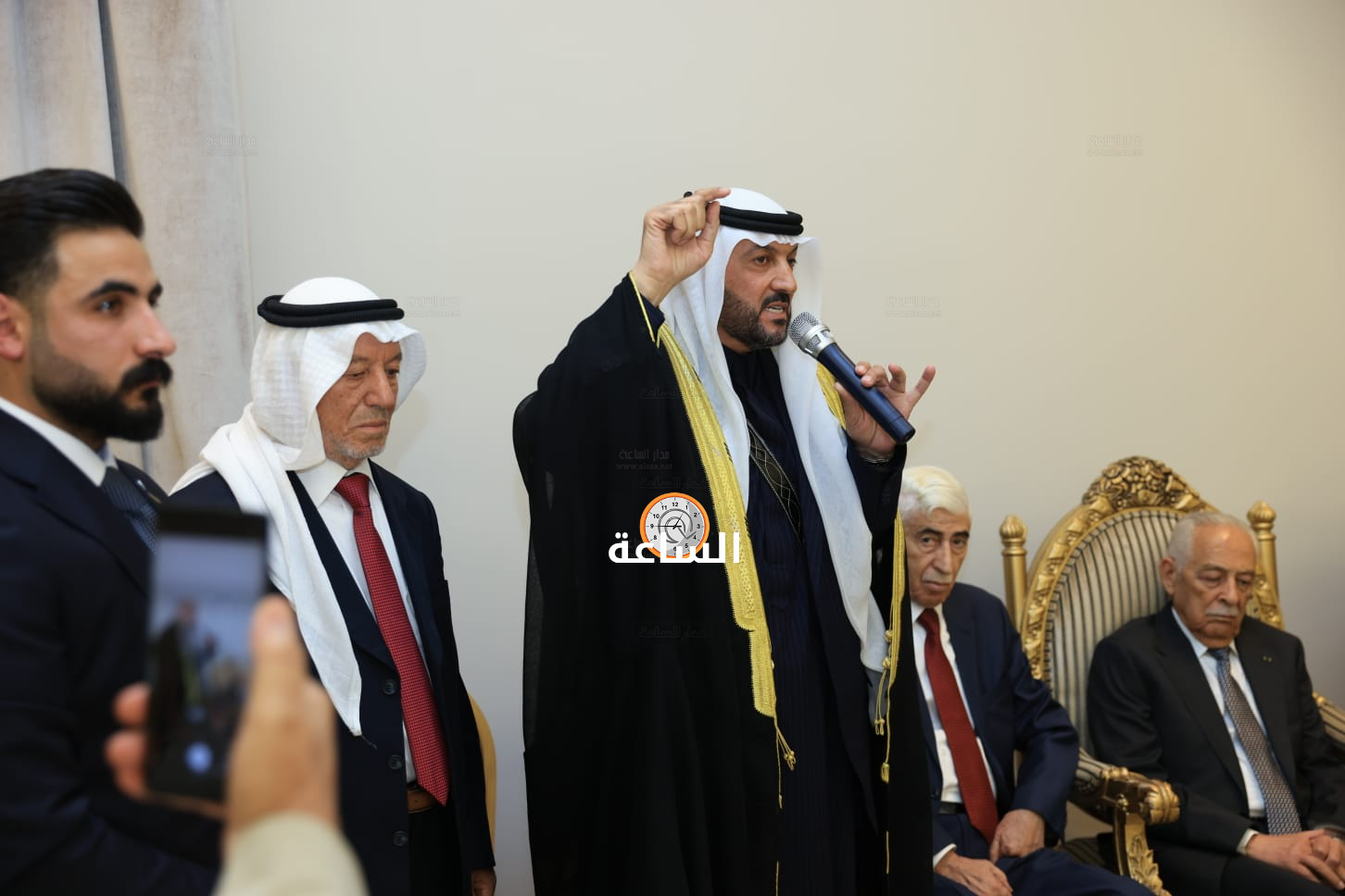 Madar Al-Saa Images 0.518774683451836