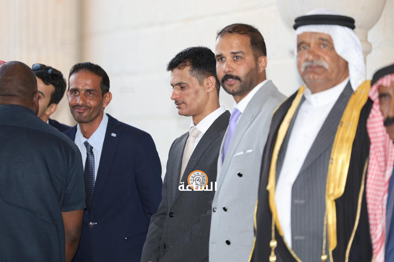 Madar Al-Saa Images 0.8557246393770254