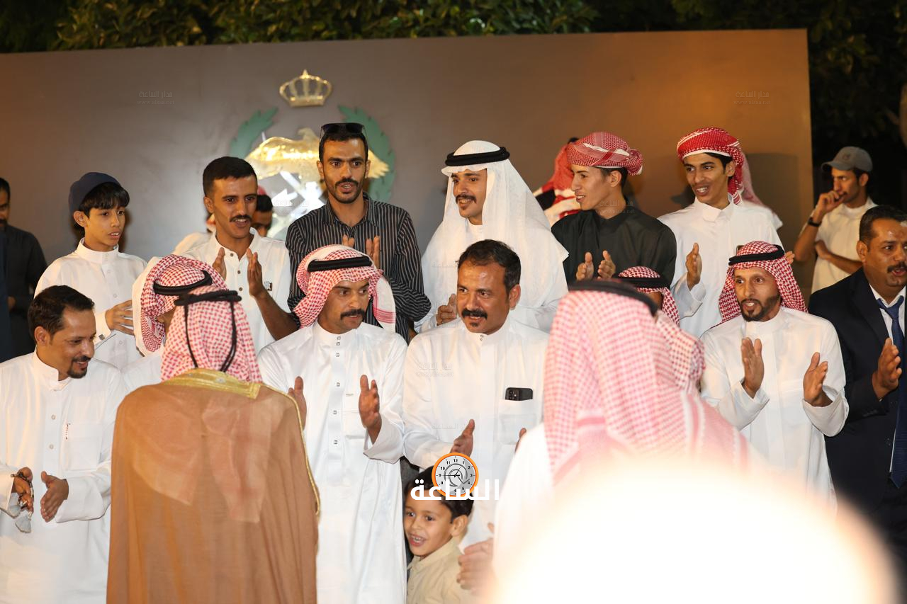 Madar Al-Saa Images 0.10010585459275068