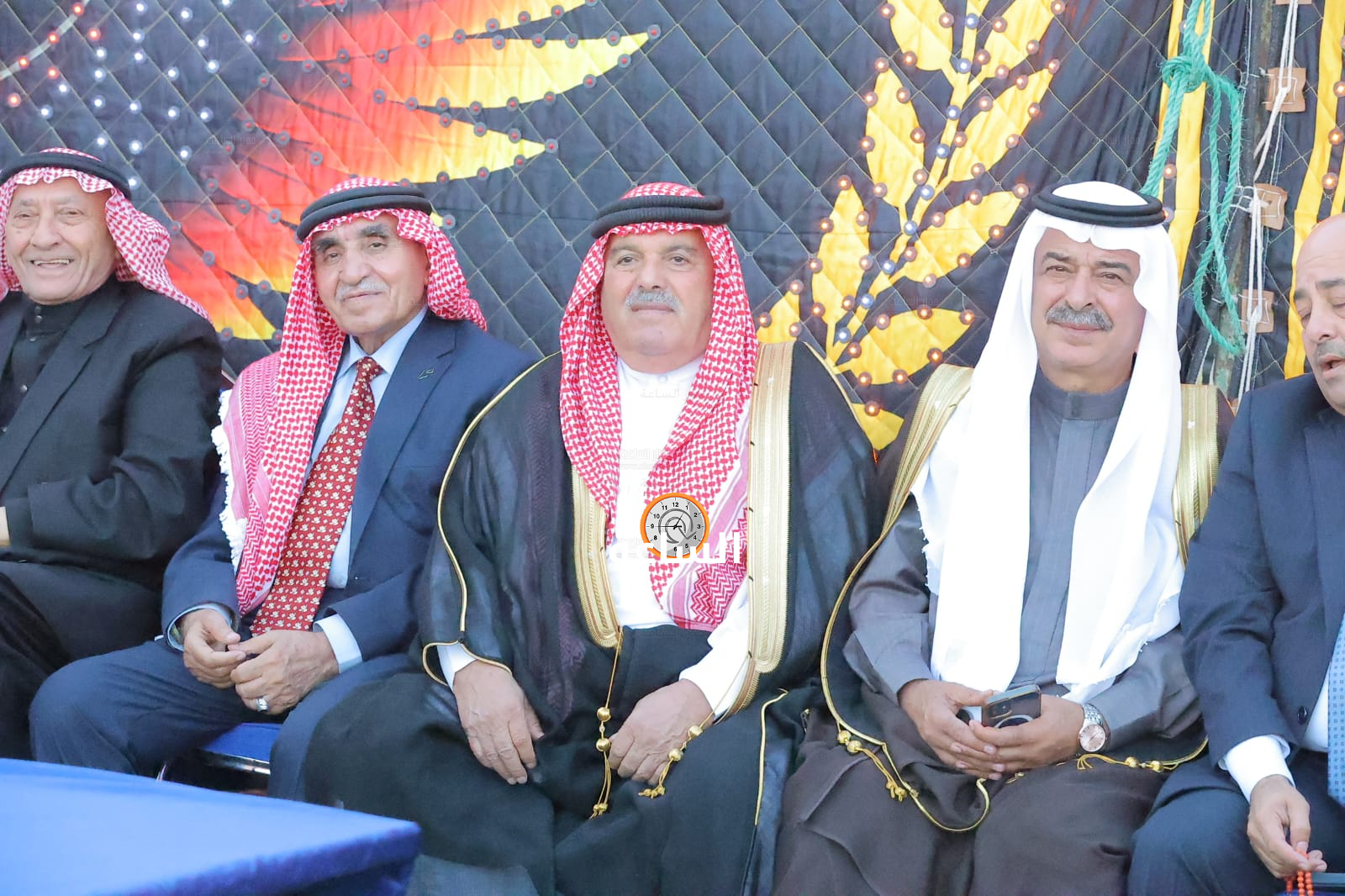 Madar Al-Saa Images 0.7649059196156095