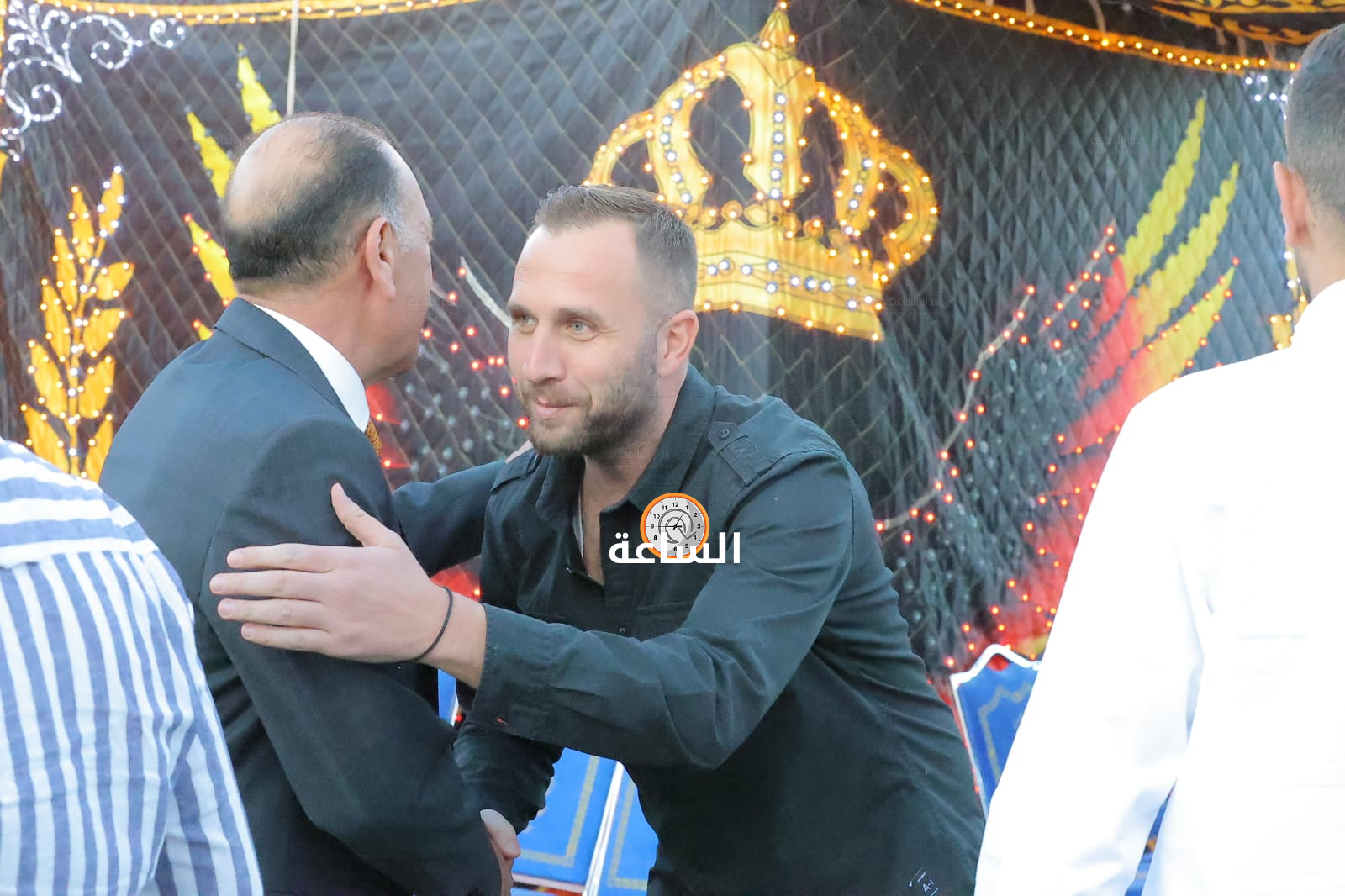Madar Al-Saa Images 0.42000687491692135