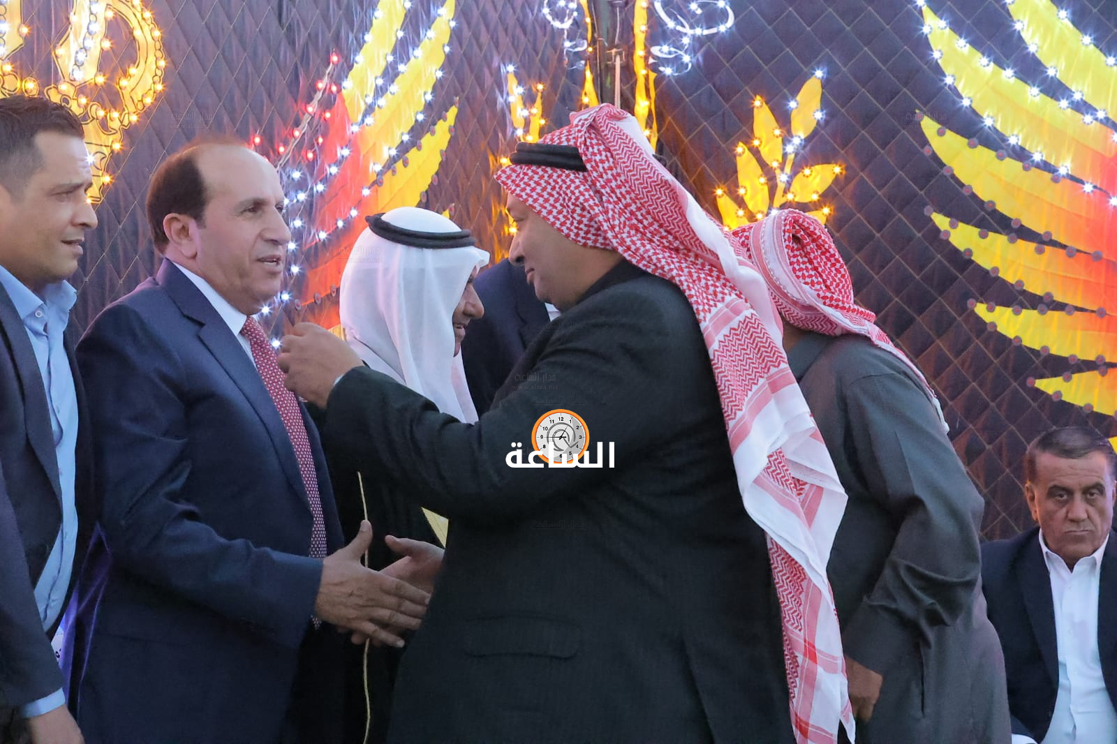 Madar Al-Saa Images 0.6526611648488178