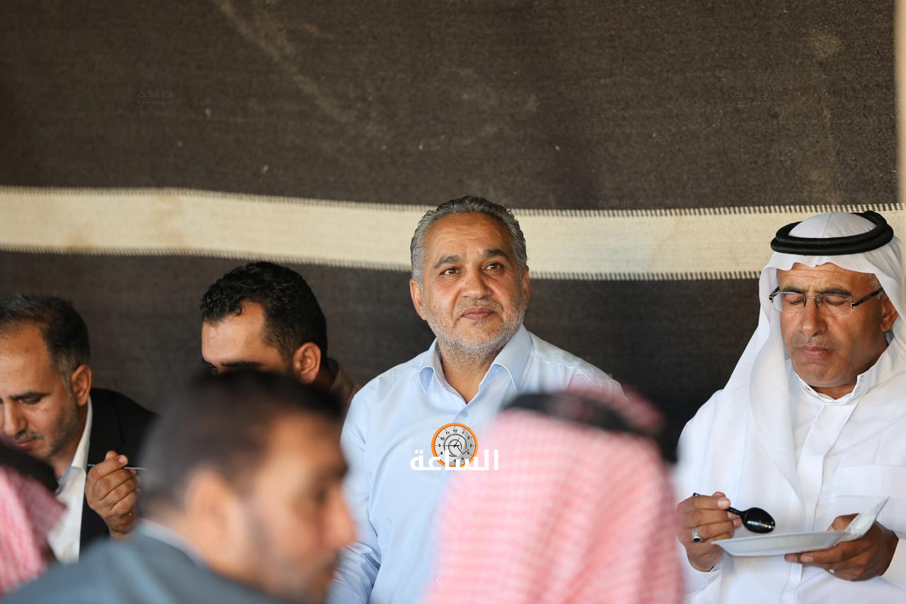 Madar Al-Saa Images 0.20621993867385235