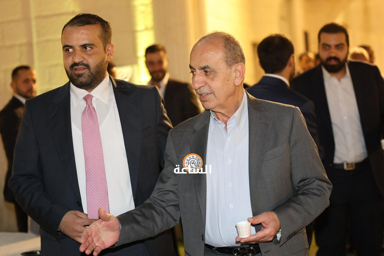Madar Al-Saa Images 0.7816907436837964