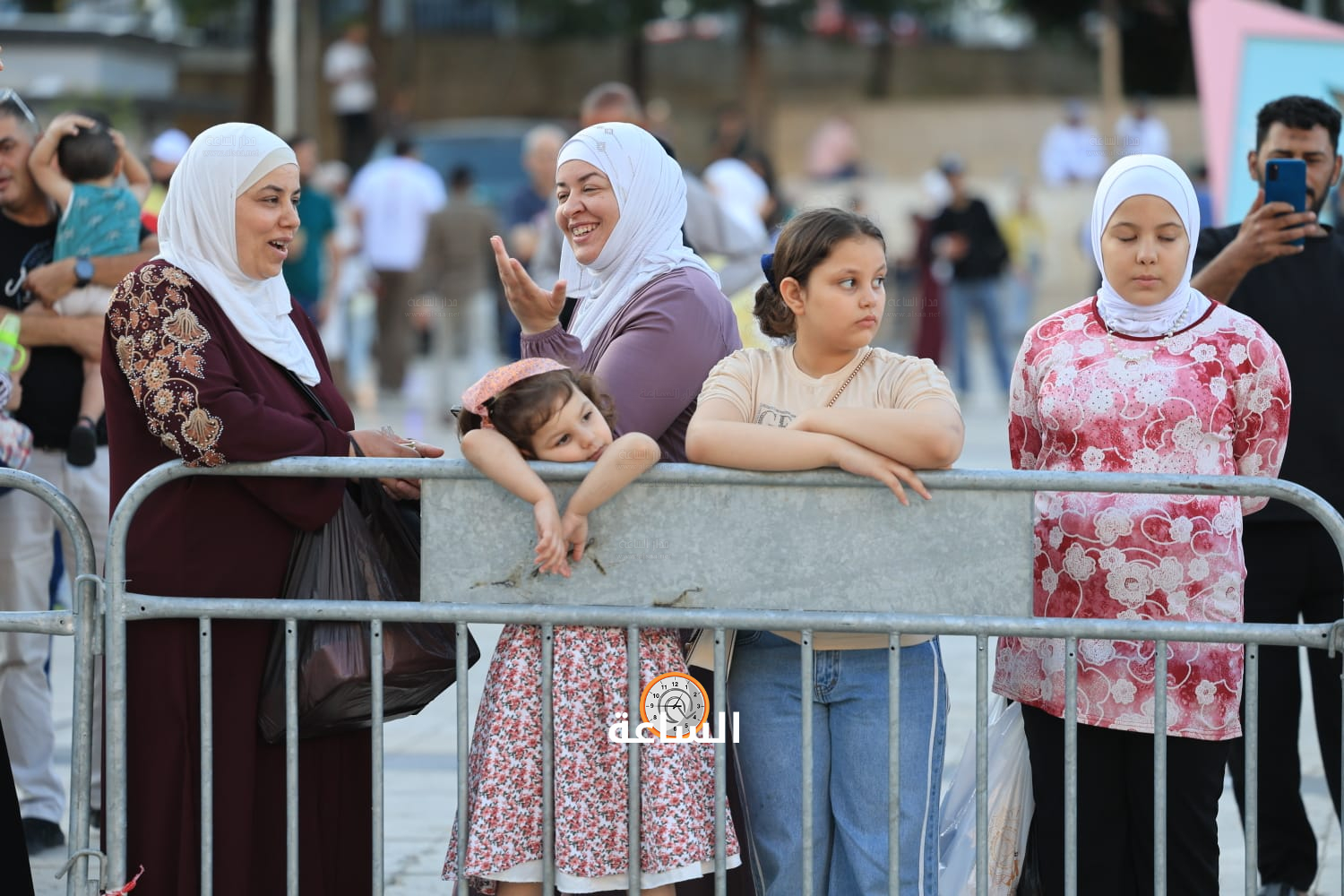 Madar Al-Saa Images 0.7659010765905621