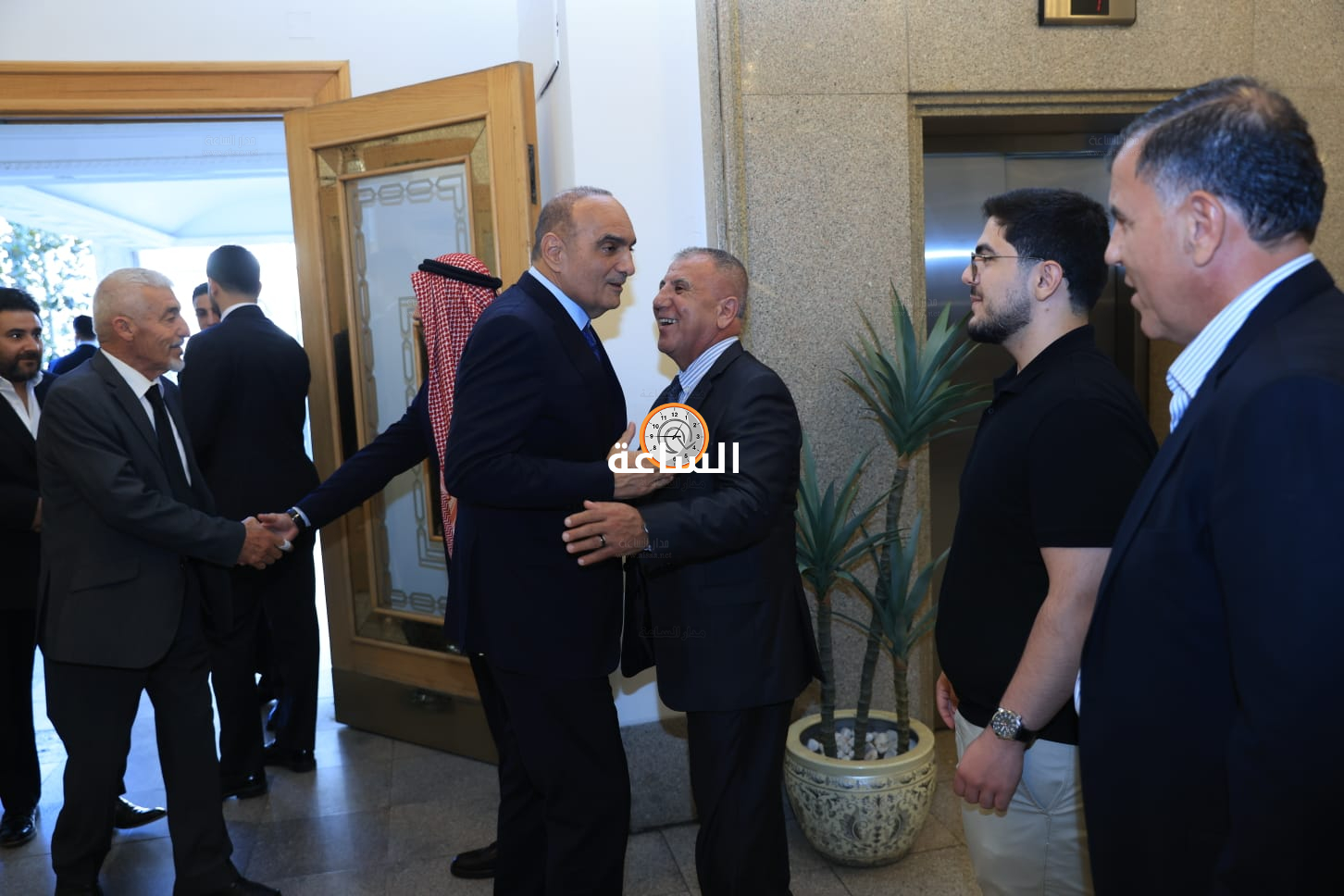 Madar Al-Saa Images 0.3521658434270506