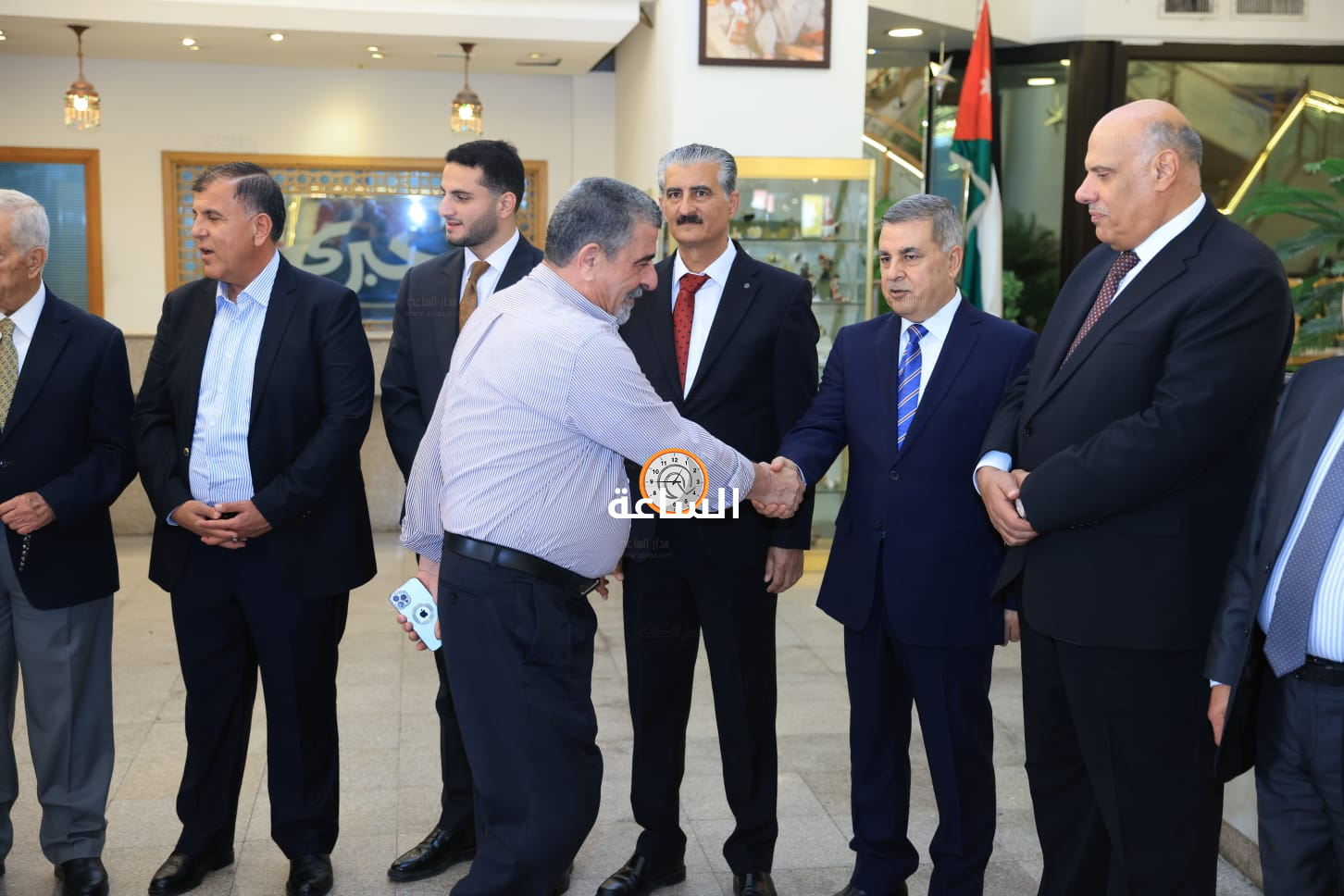 Madar Al-Saa Images 0.6600843618447882
