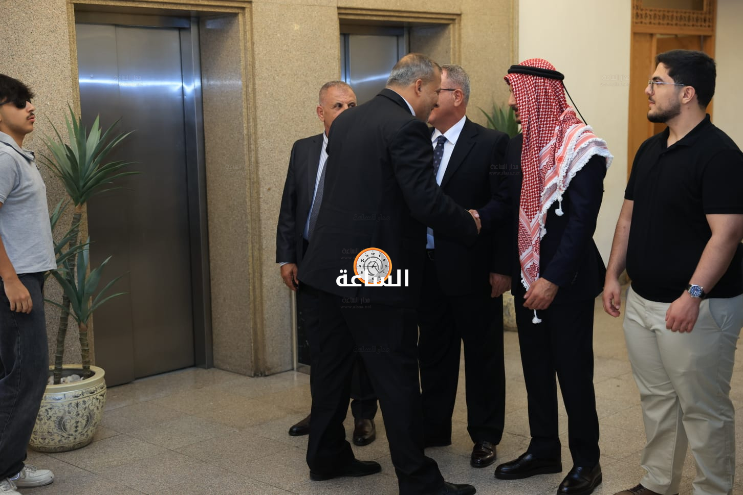 Madar Al-Saa Images 0.8598803769741924