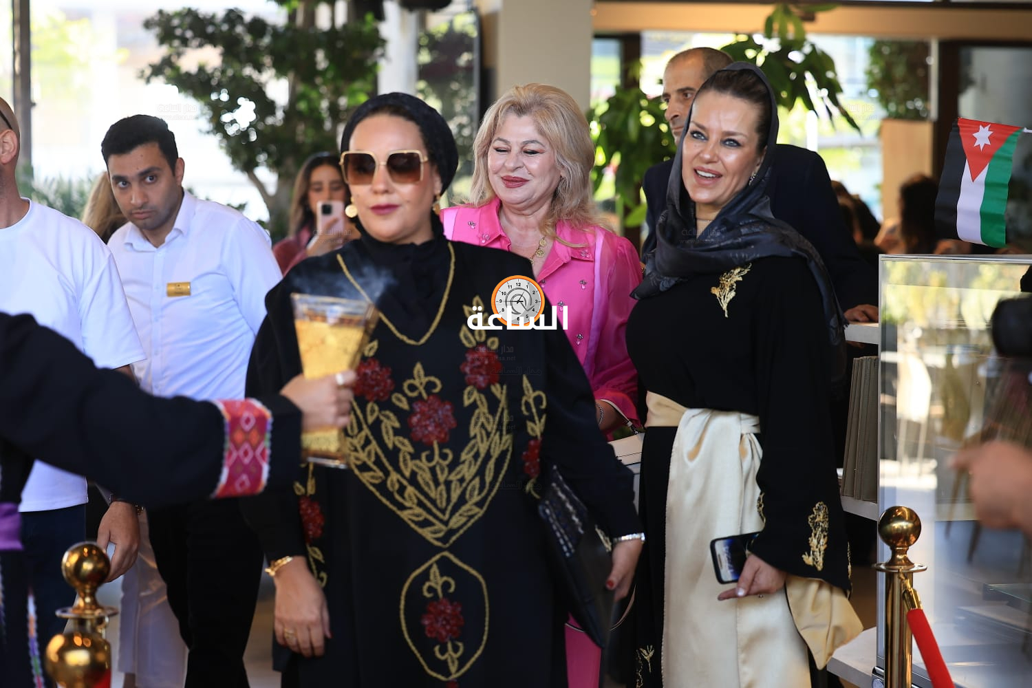 Madar Al-Saa Images 0.4854502049998334
