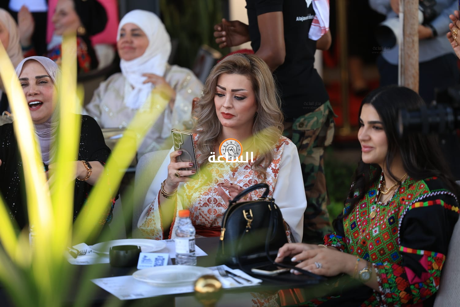 Madar Al-Saa Images 0.3176536481257852