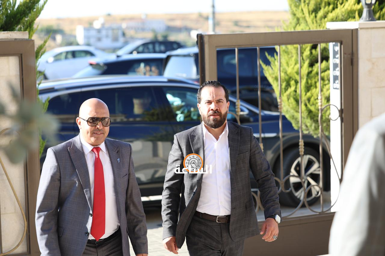 Madar Al-Saa Images 0.8949951408450394
