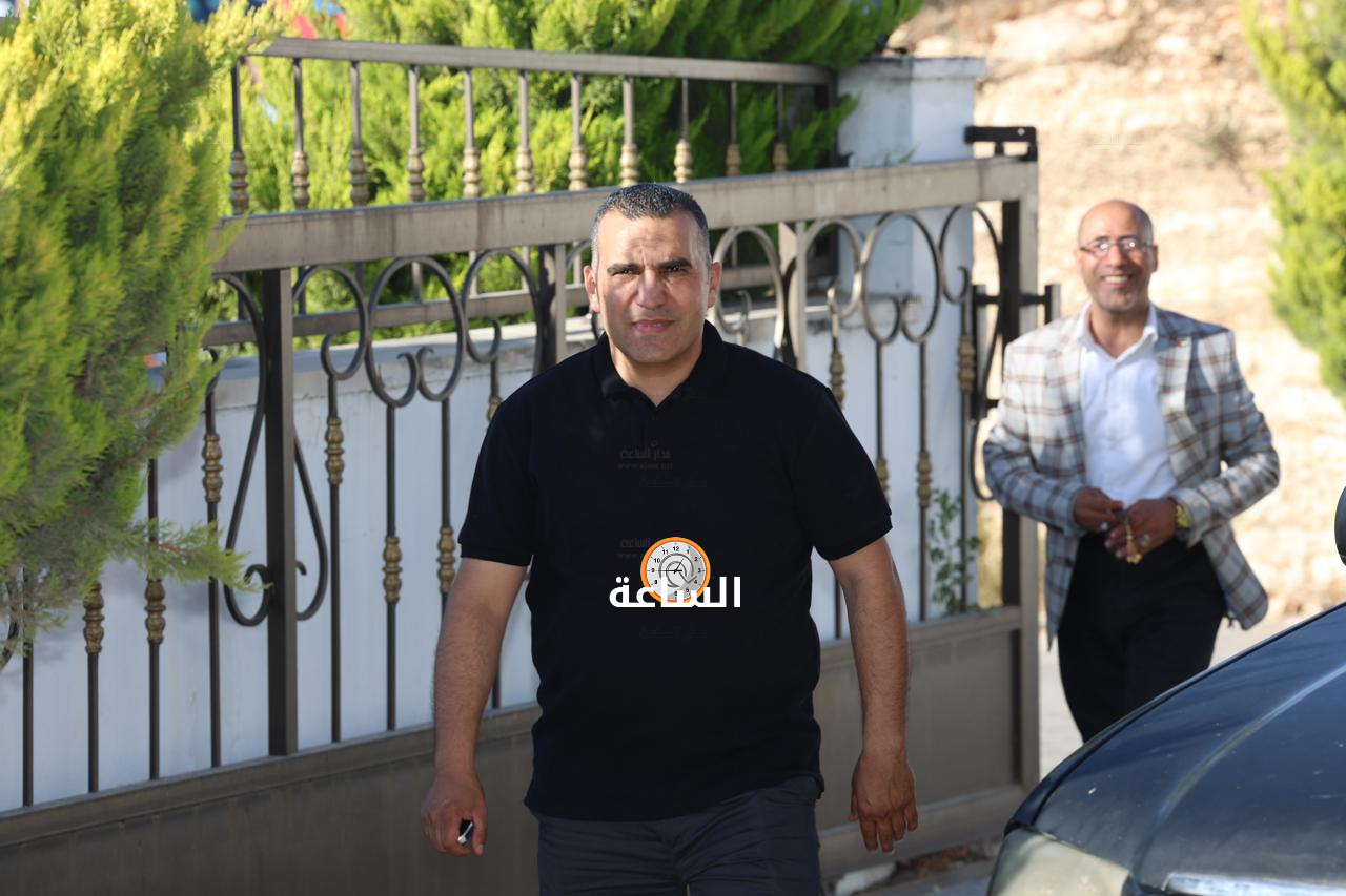 Madar Al-Saa Images 0.16556579569010899