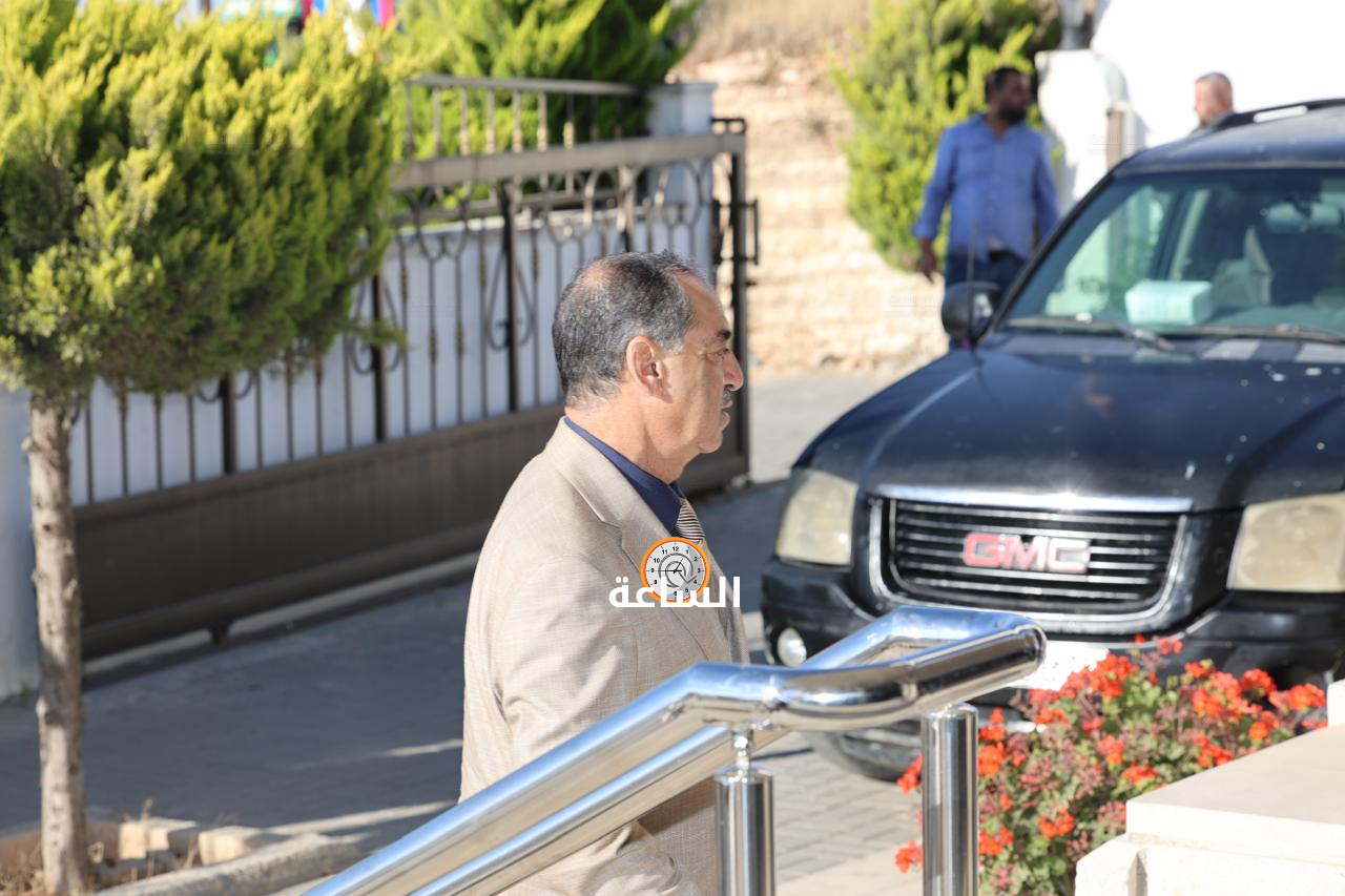 Madar Al-Saa Images 0.13312610720992313
