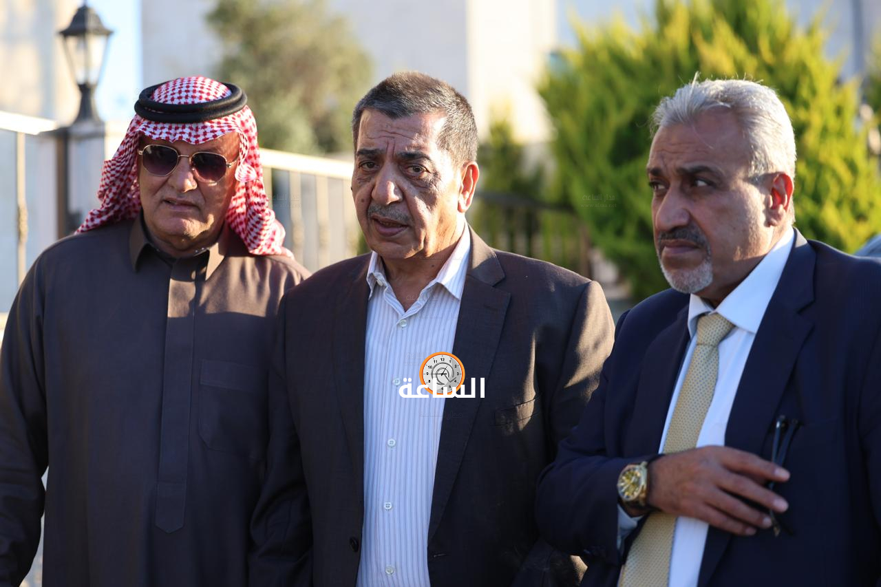 Madar Al-Saa Images 0.629335272265116