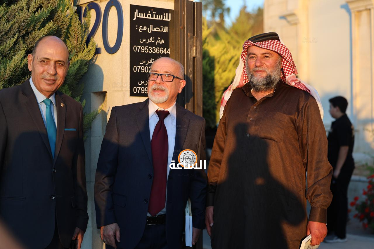 Madar Al-Saa Images 0.1101117926092664
