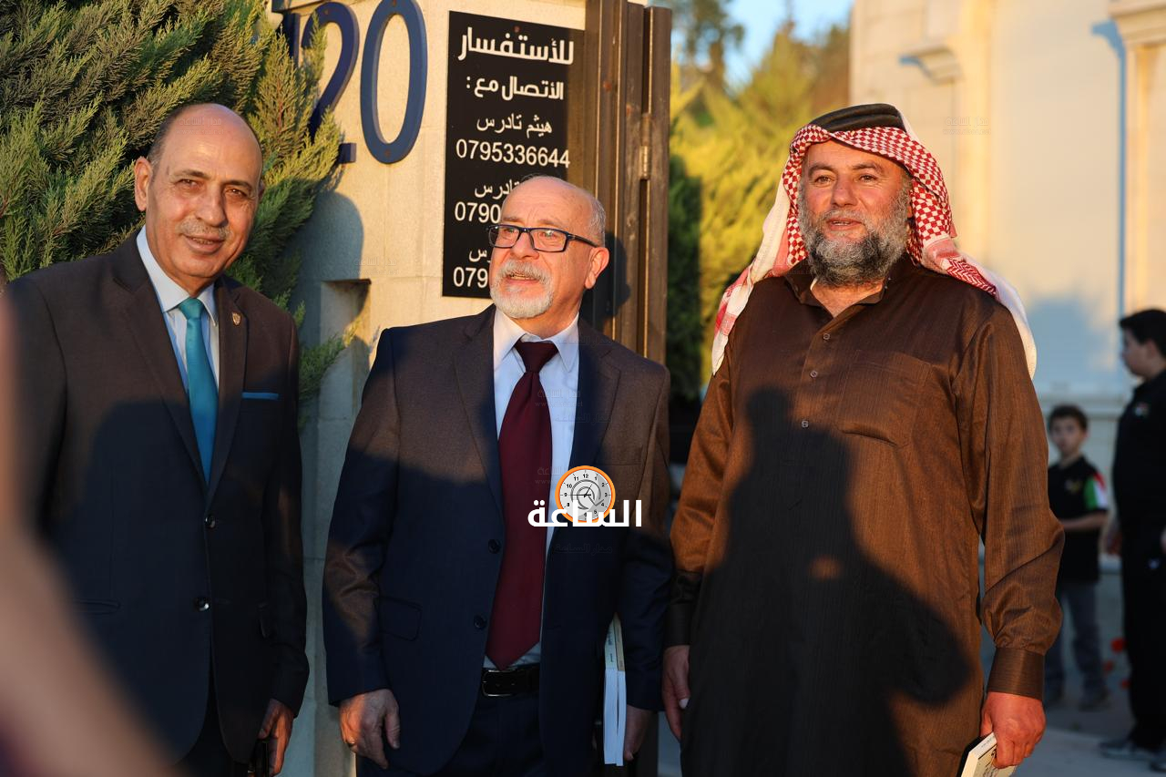 Madar Al-Saa Images 0.9914129477332725