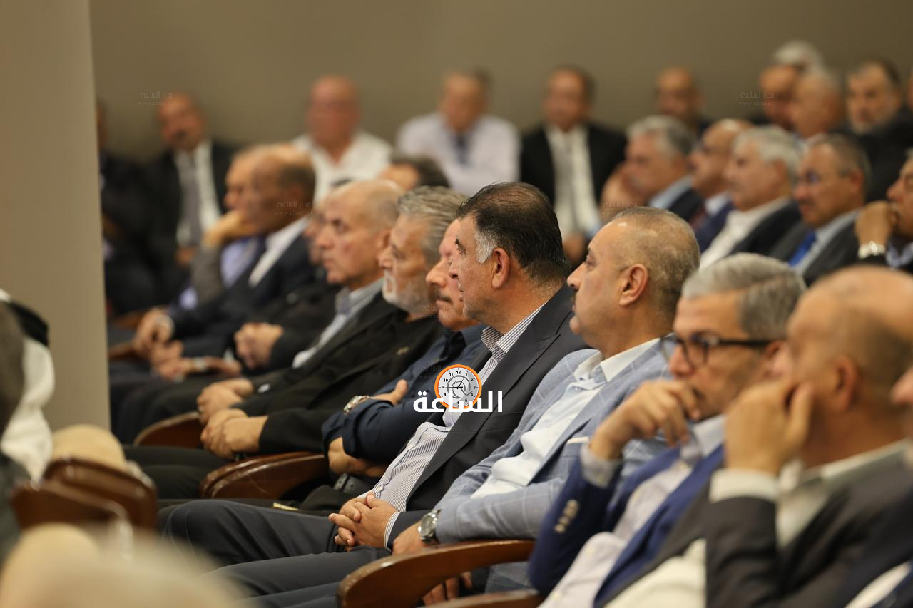Madar Al-Saa Images 0.3222359368876332