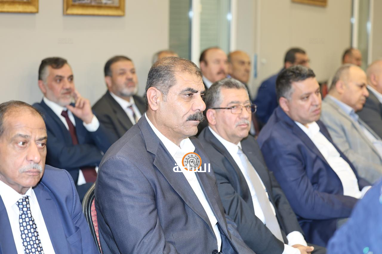 Madar Al-Saa Images 0.47835939375485115