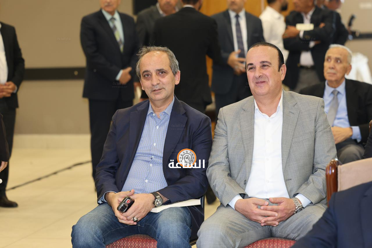 Madar Al-Saa Images 0.14262445505252708