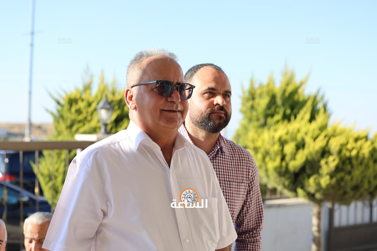 Madar Al-Saa Images 0.5144096084613154