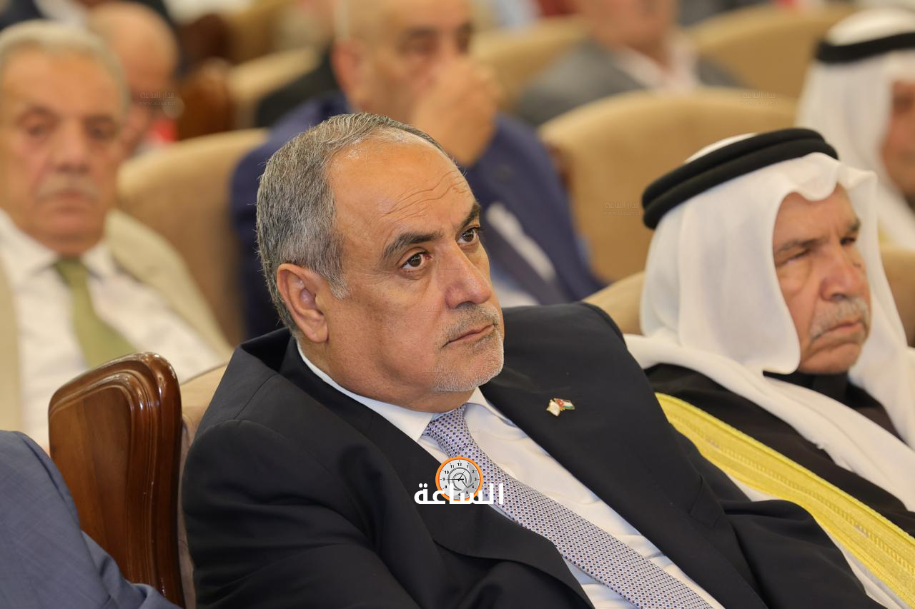 Madar Al-Saa Images 0.2399487578967131