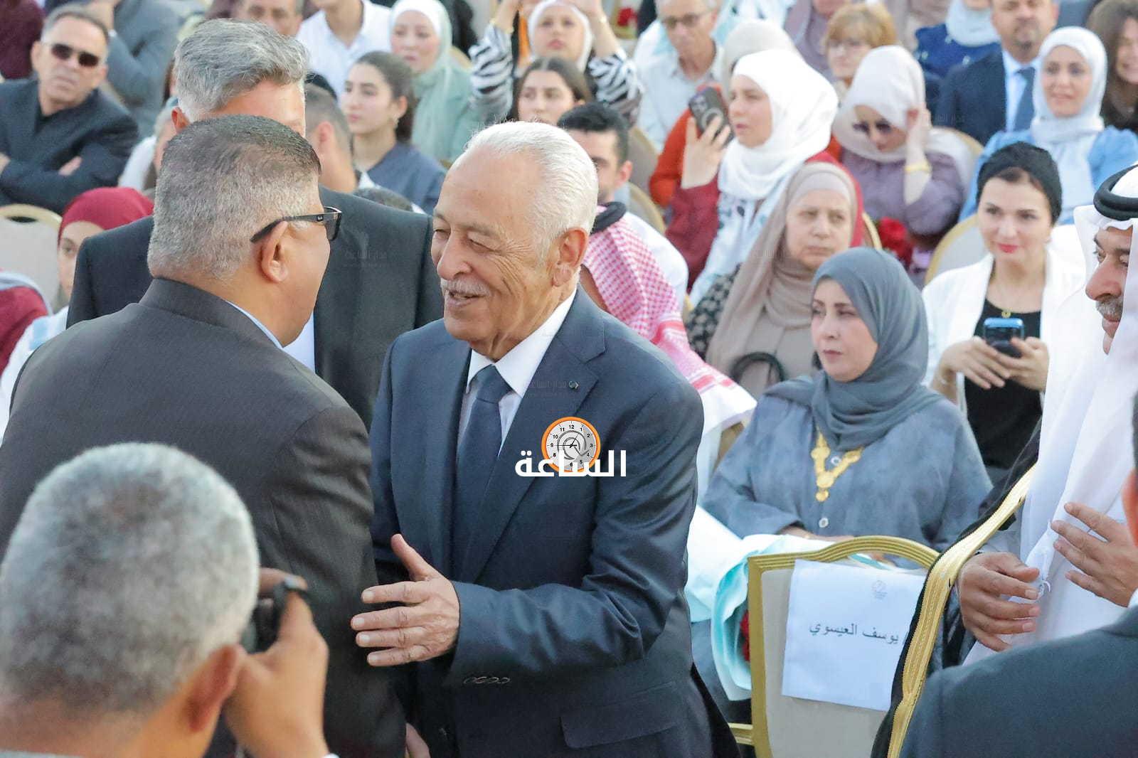 Madar Al-Saa Images 0.5801624570805062