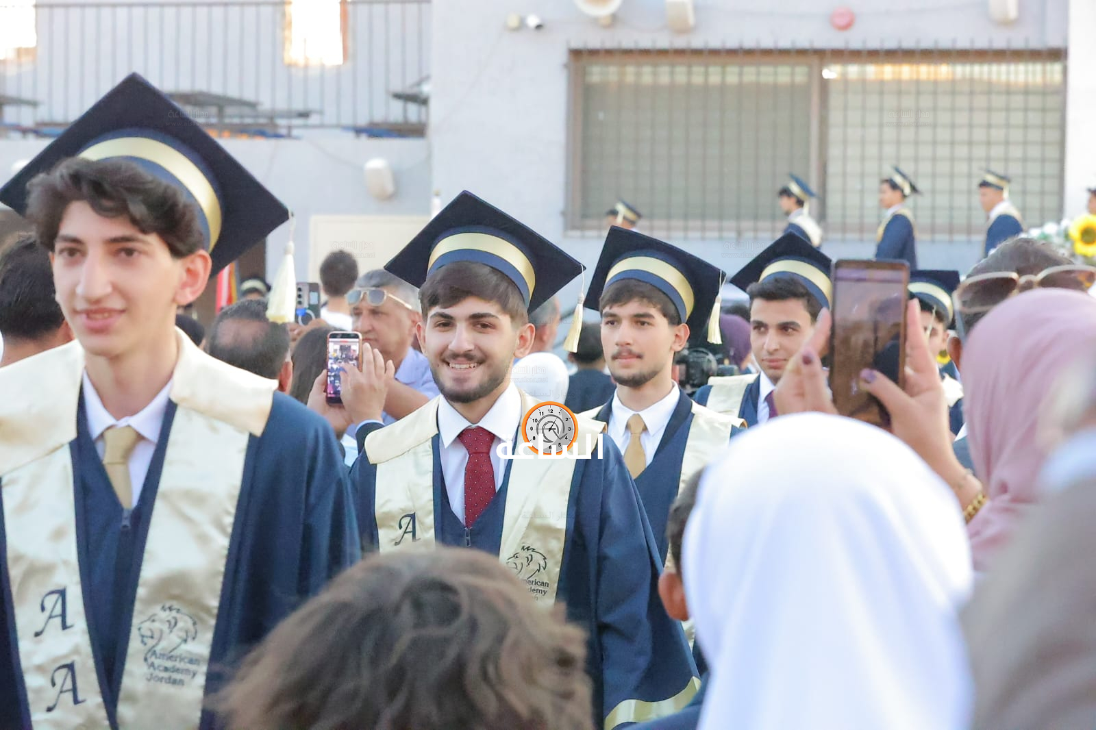 Madar Al-Saa Images 0.8978054025849871